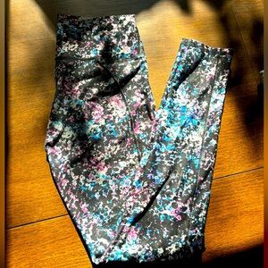 Fabletics full length workout leggings